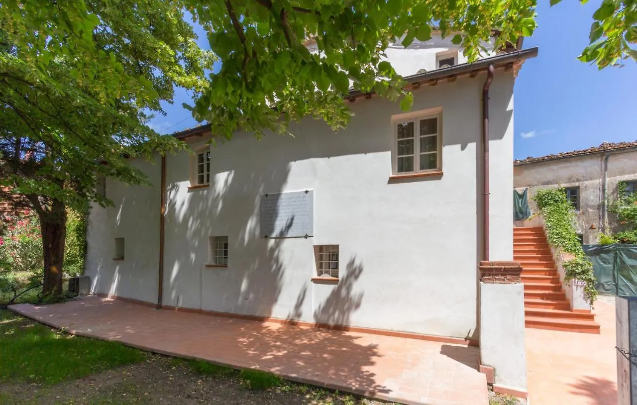 Villa Maolina Lucca 0*,